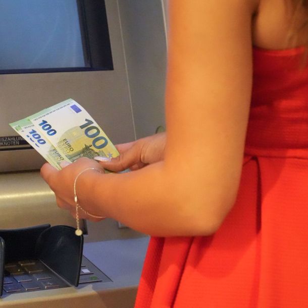 Hacer una reclamación a un banco